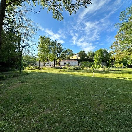 Moulin De L'Oulette Apartment Soubes Екстериор снимка