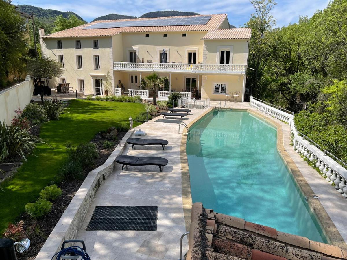 Moulin De L'Oulette Apartment Soubes Екстериор снимка
