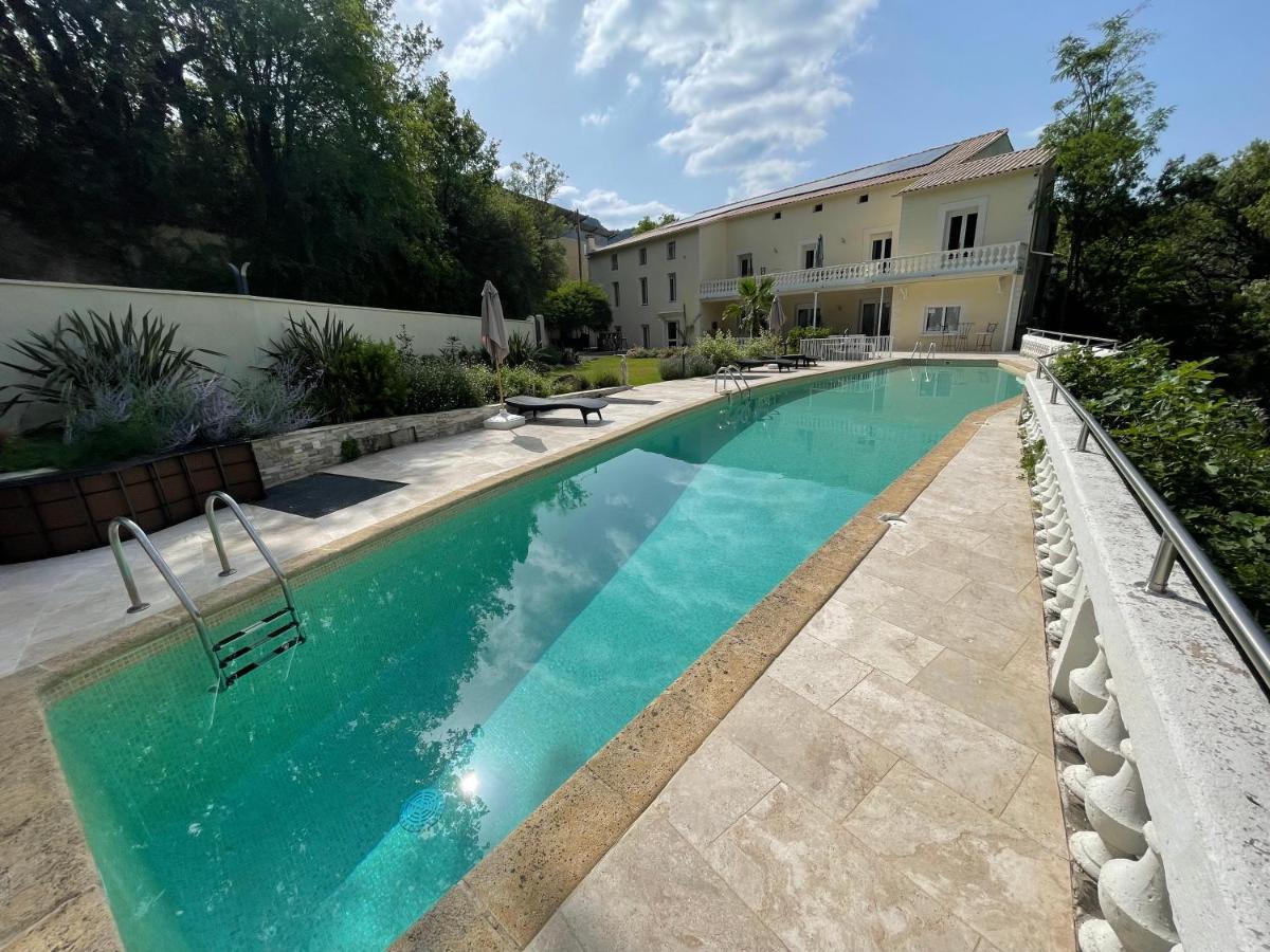 Moulin De L'Oulette Apartment Soubes Екстериор снимка