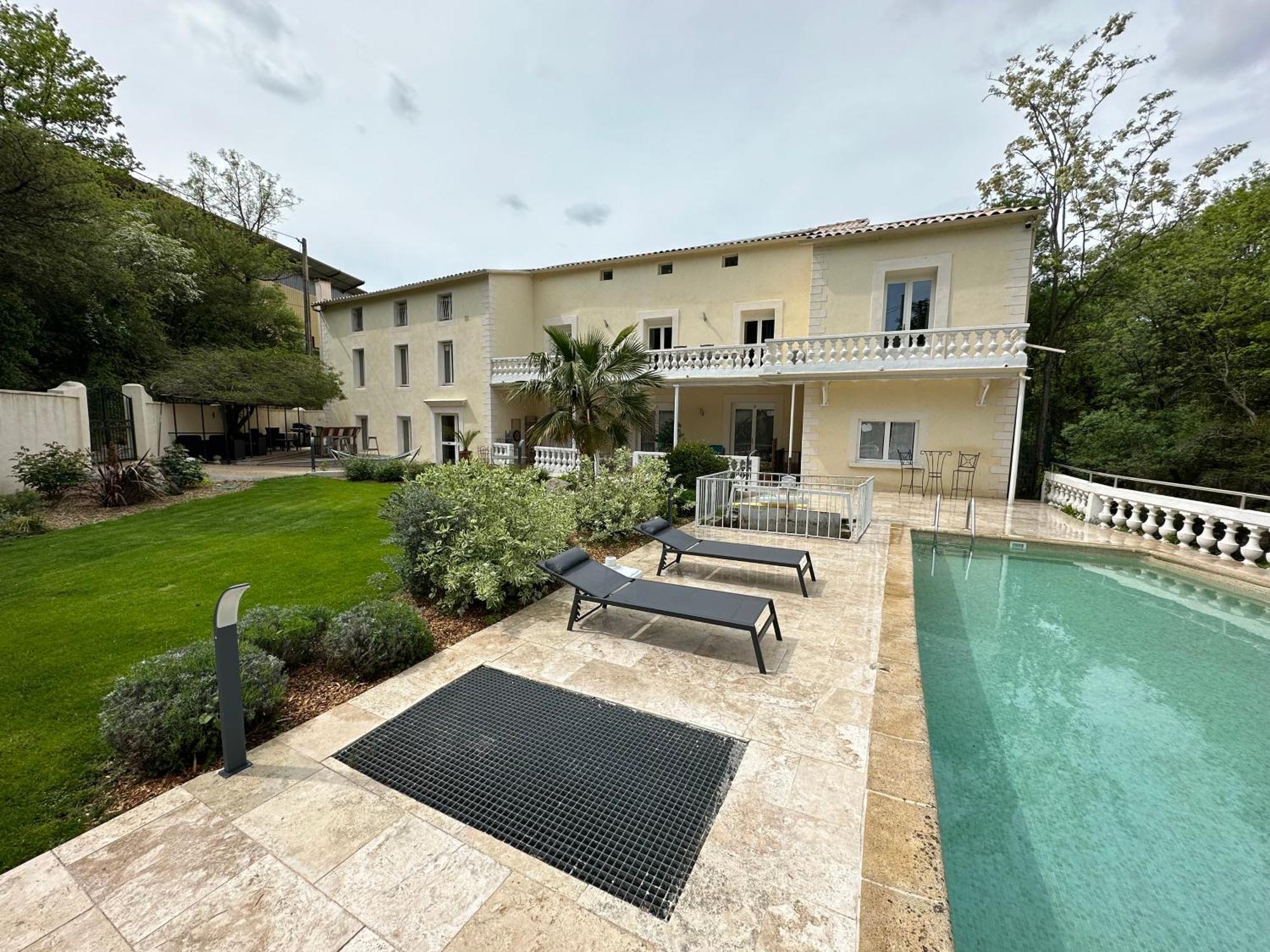 Moulin De L'Oulette Apartment Soubes Екстериор снимка