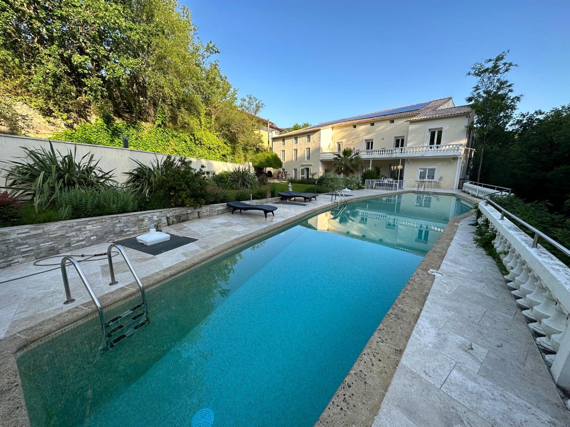 Moulin De L'Oulette Apartment Soubes Екстериор снимка